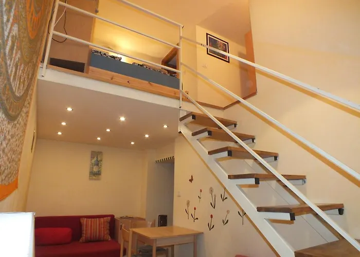 Duplex King Studio